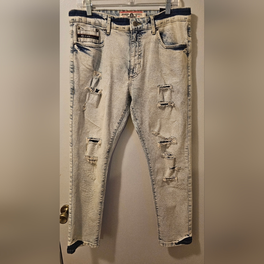 Akademiks Jeanius Level Jeans Iron Wash Blue Distressed Men's Size 34x30 NWT